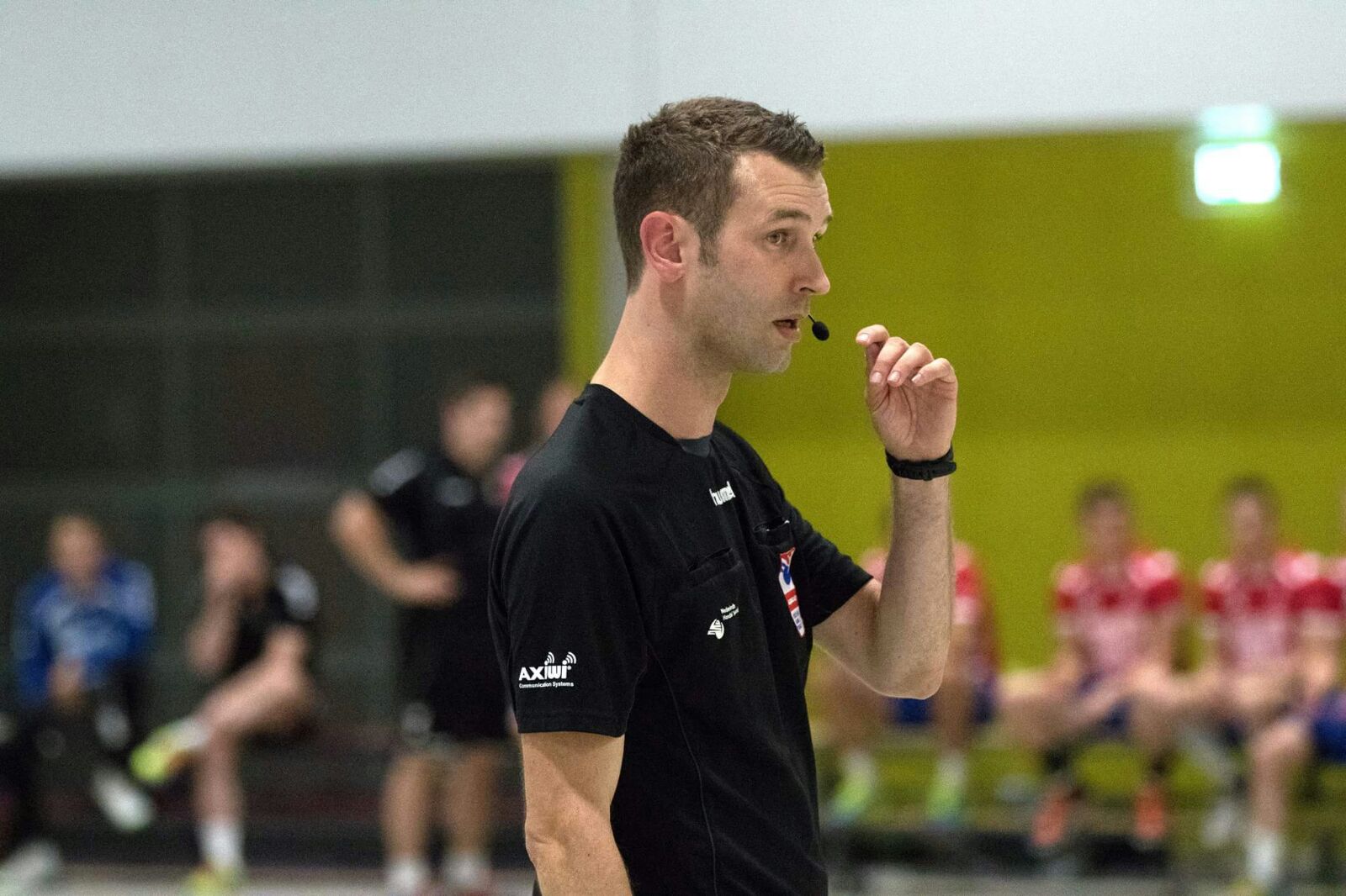 /wireless-communication-system-handball-dutch-referee-axiwi