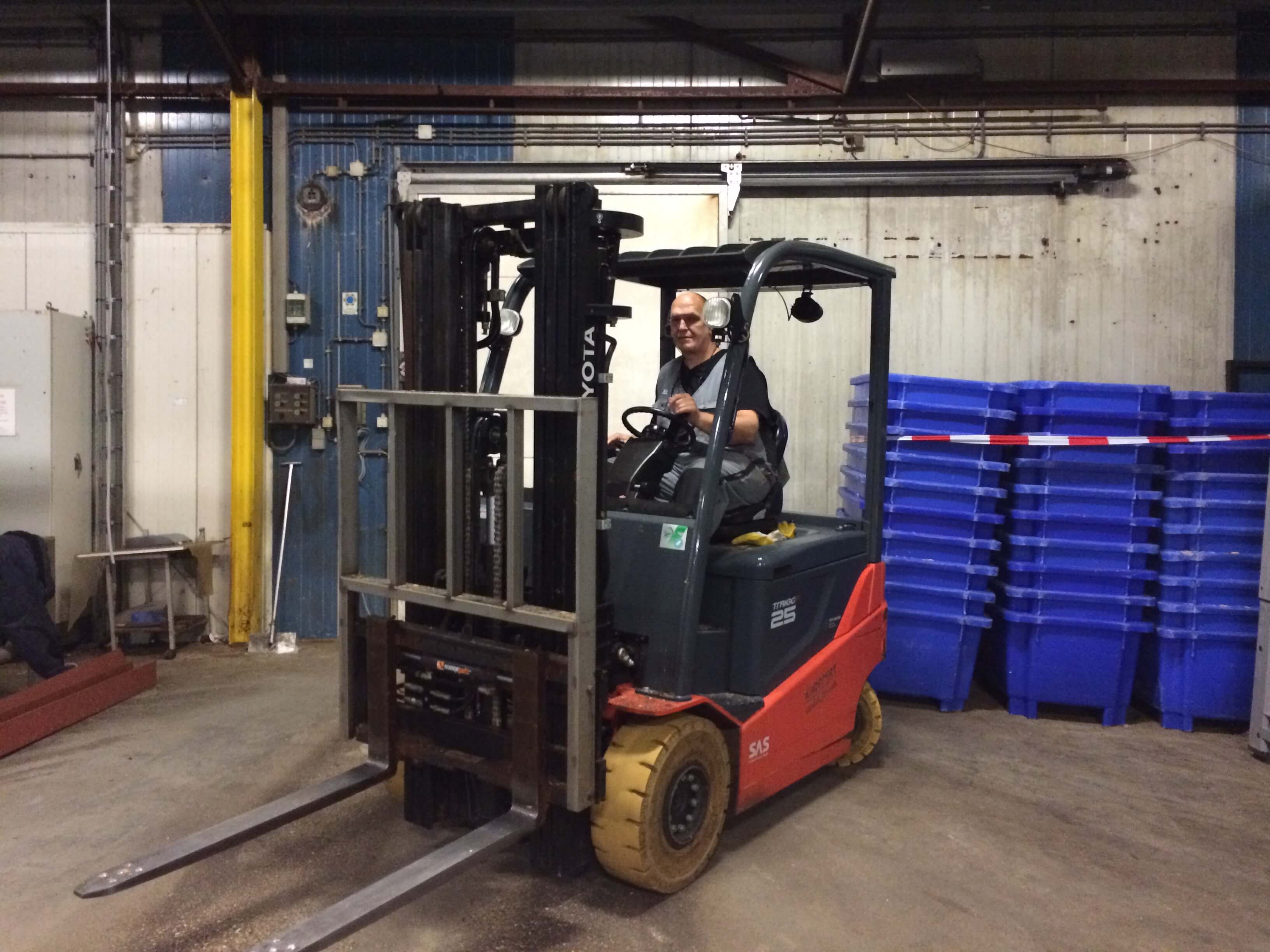 /wireless-communication-system-forklift-flevo-axiwi /wireless-communication-system-forklift-flevo-axiwi
