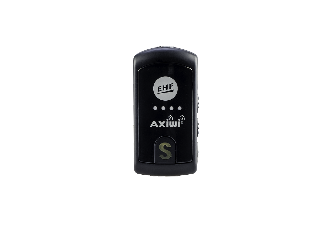 Wireless umpire communication system for field hockey - AXIWI